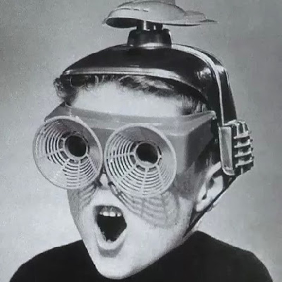 Meet your Posher, Elliott - Picture 1 of 1